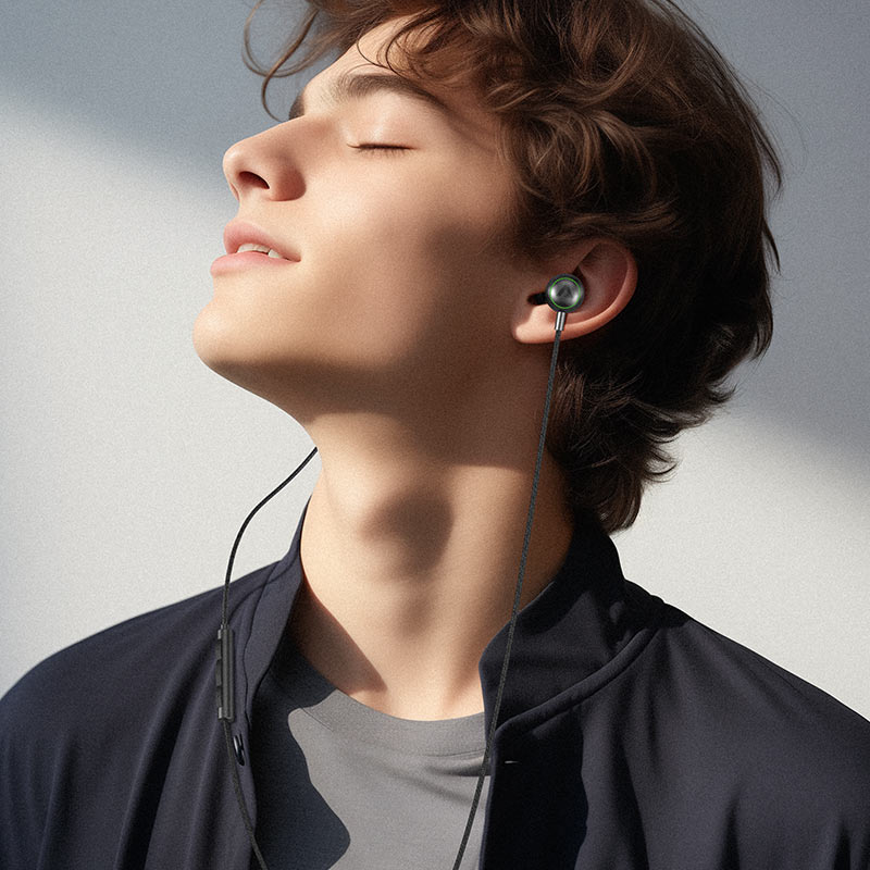 Wired Earphones L4